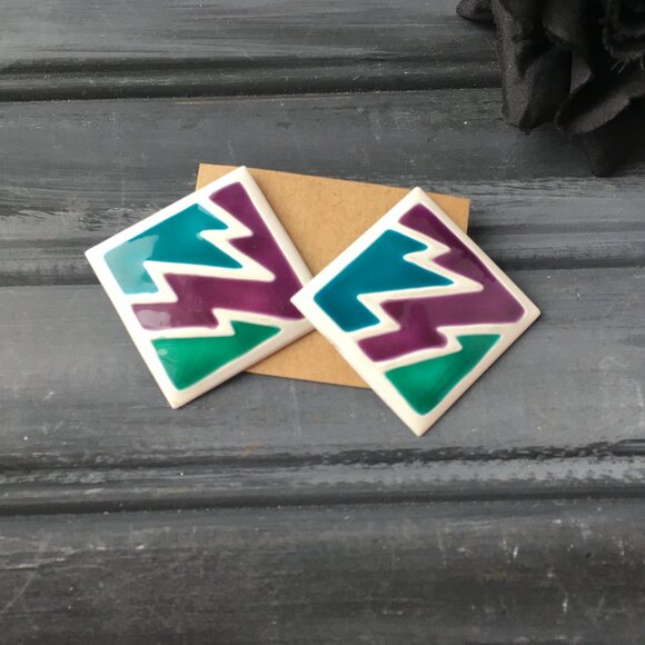 Retro Flash Earrings - Picture 1 of 9